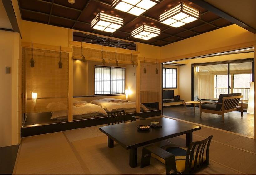 호텔 Koduchi No Yado Tsurukamedaikichi