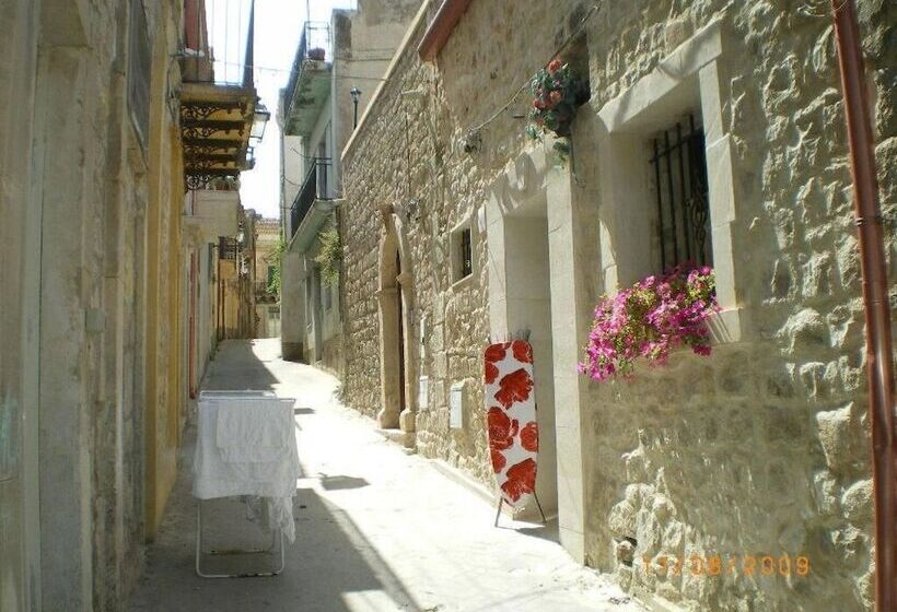 فندق Le Case Dello Zodiaco Albergo Diffuso