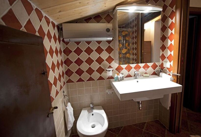 فندق Le Case Dello Zodiaco Albergo Diffuso