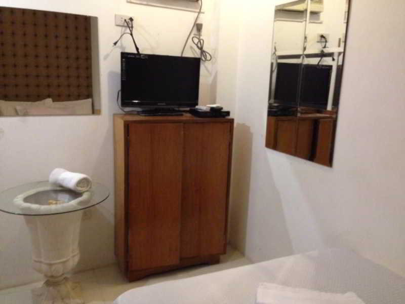 酒店 Lux Apartelle