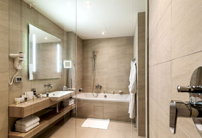 هتل Mercure Sochi Centre