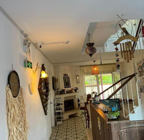 酒店 Mor Salkım Konağı