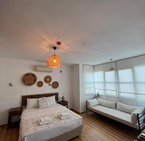 酒店 Mor Salkım Konağı