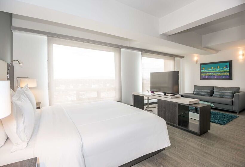 酒店 NH Bogota Urban 26 Royal