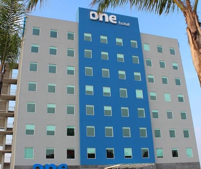 酒店 One Guadalajara Tapatio