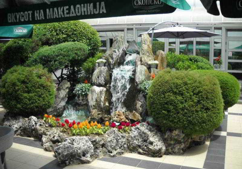 فندق Petrol Company