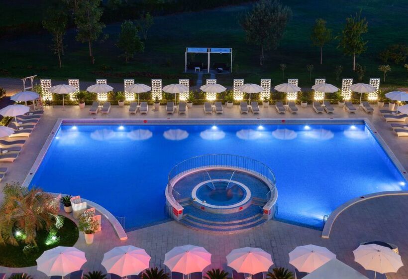 هتل Radisson Collection Paradise Resort And Spa, Sochi