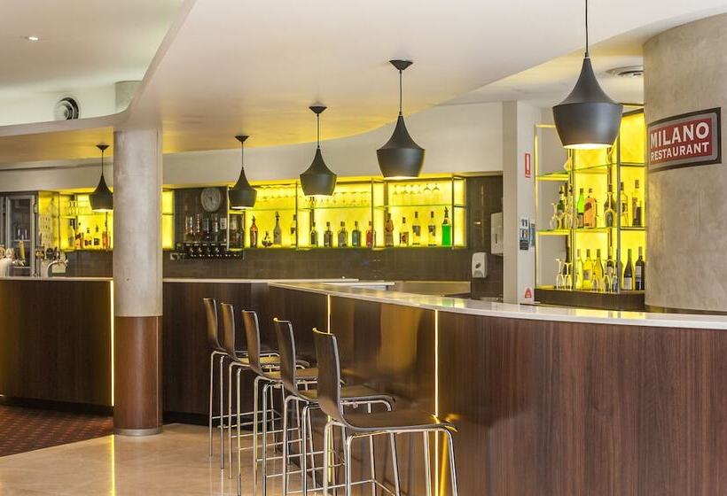 Ramada Hotel & Suites By Wyndham Cabramatta