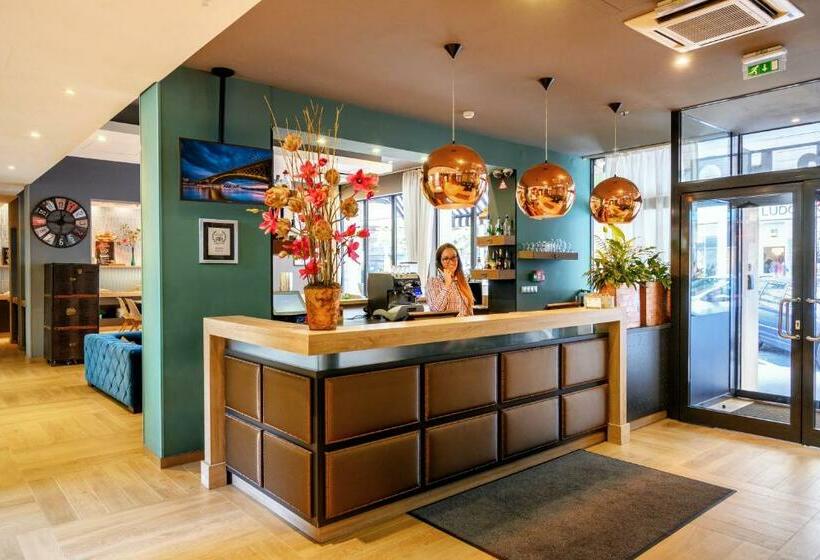 Roombach Hotel Budapest Center