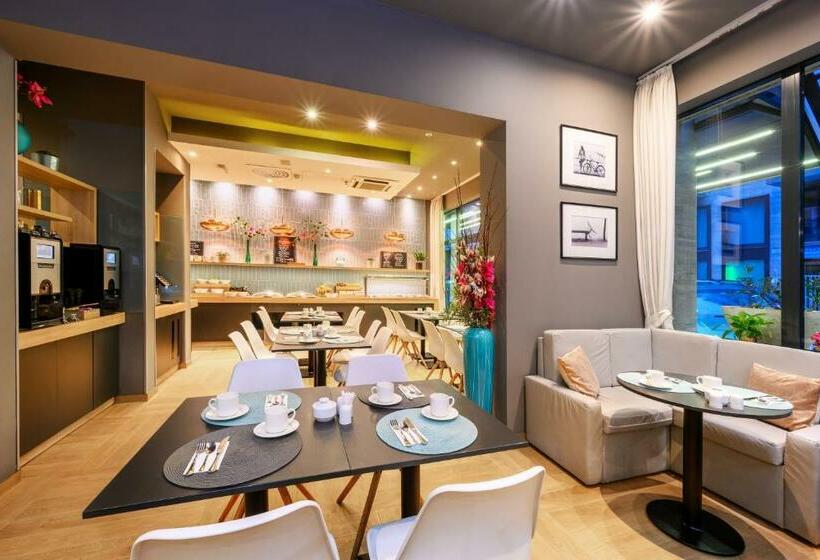 Roombach Hotel Budapest Center