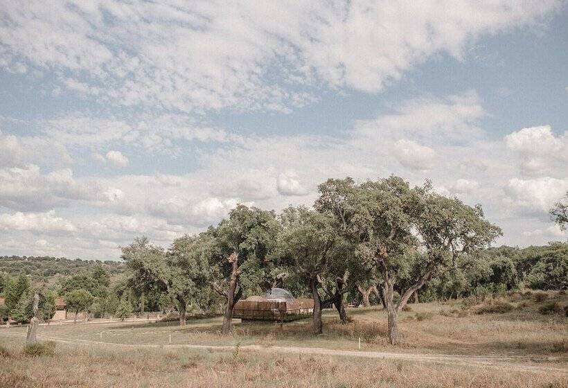 فندق ريفى Finca El Cortiñal