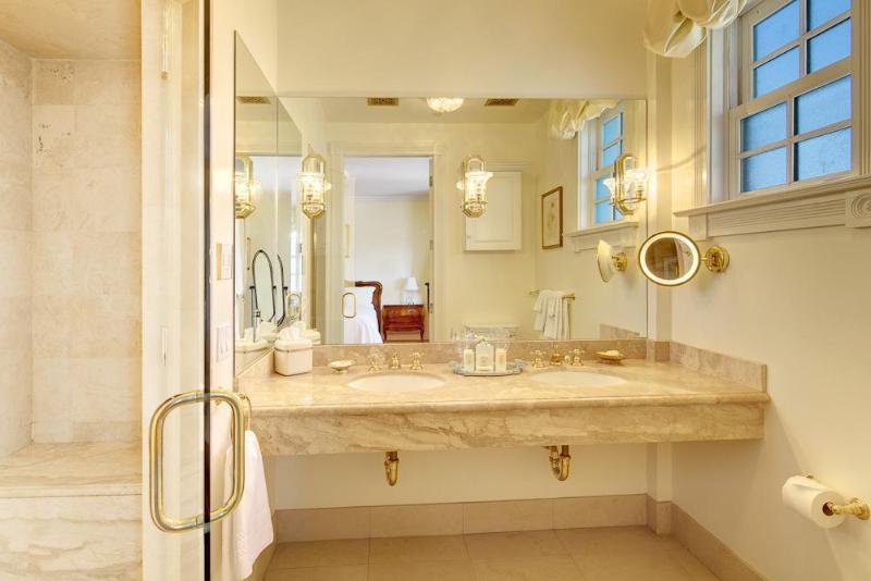 فندق The Genevieve