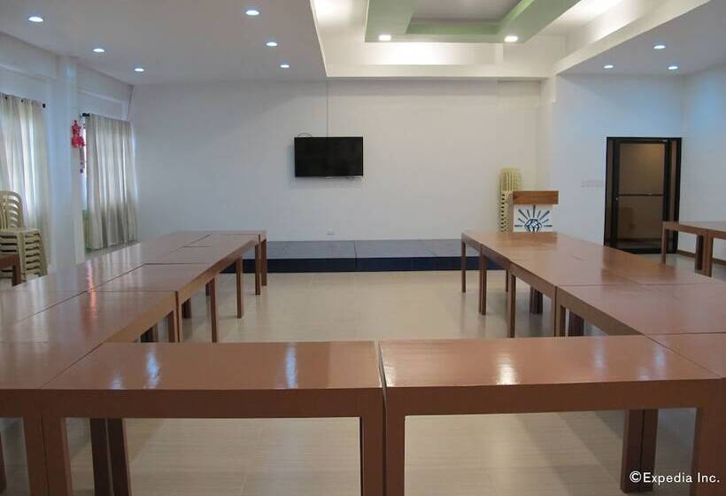 호텔 Sea Jewel Beach Resort Puerto Galera