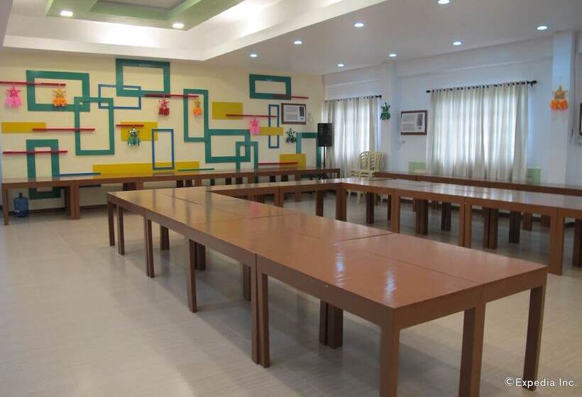 호텔 Sea Jewel Beach Resort Puerto Galera