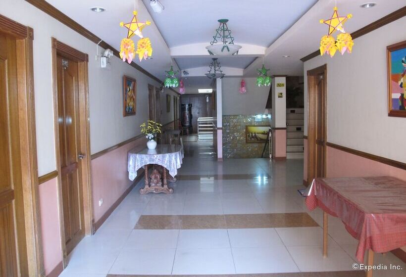 호텔 Sea Jewel Beach Resort Puerto Galera