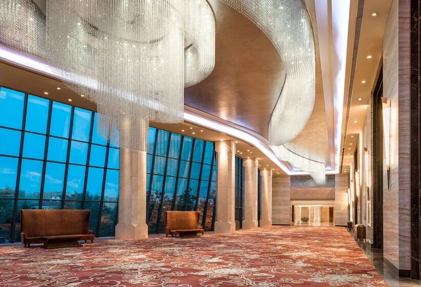 ホテル Sheraton Changchun Jingyuetan