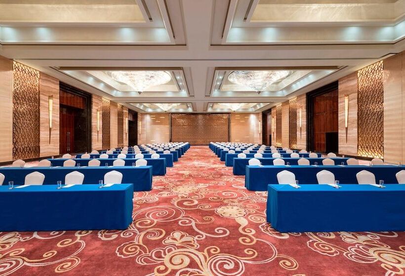 ホテル Sheraton Changchun Jingyuetan