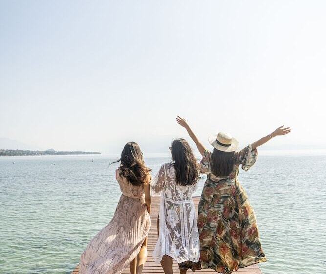 בית מלון כפרי Splendido Bay Luxury Spa Resort