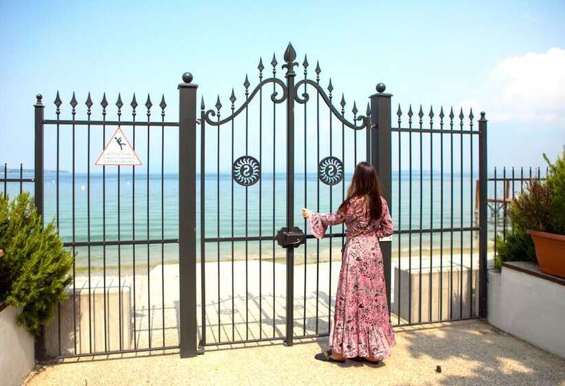 בית מלון כפרי Splendido Bay Luxury Spa Resort