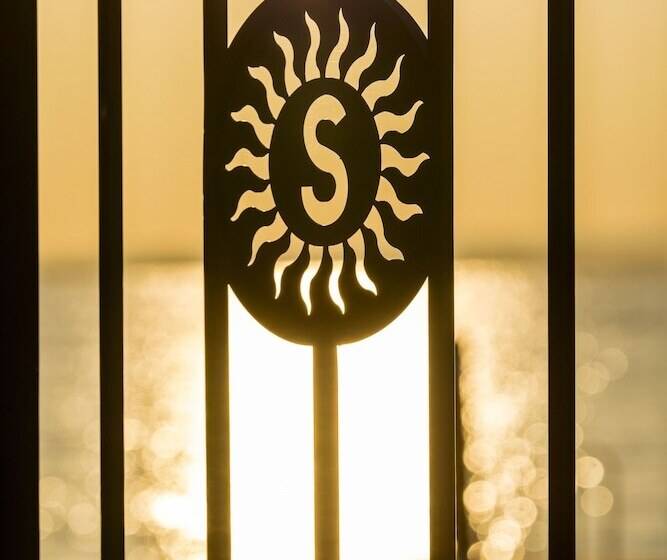 בית מלון כפרי Splendido Bay Luxury Spa Resort