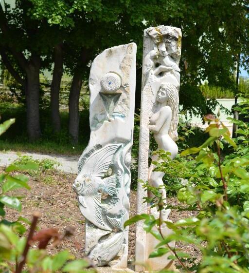 Отель Sunshine Pearl Family