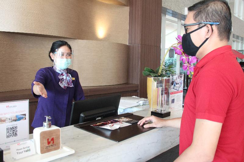 酒店 Swissbelinn Manyar