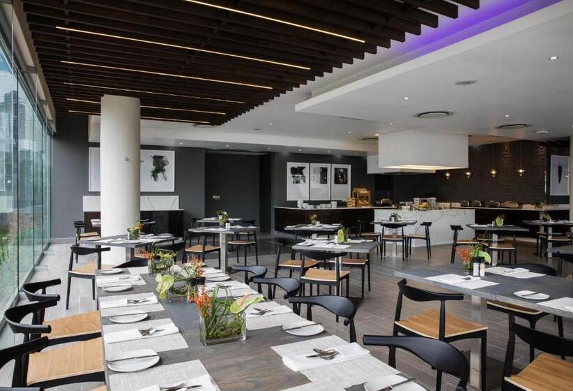 호텔 The Capital Empire