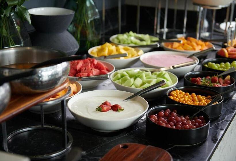 호텔 The Capital Empire