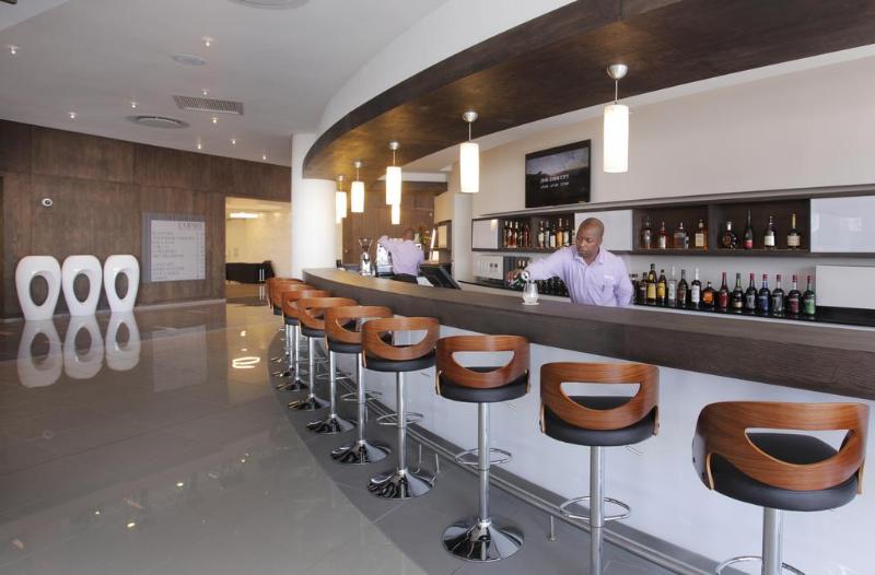 호텔 The Capital Empire