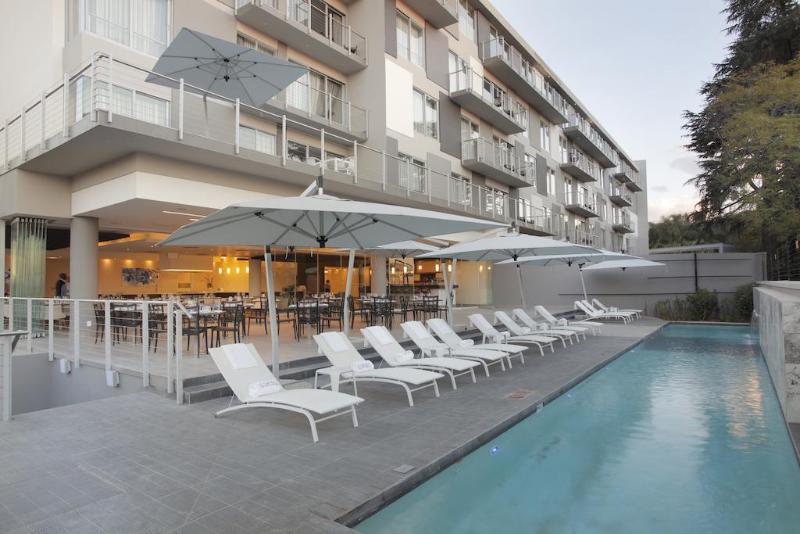 호텔 The Capital Empire