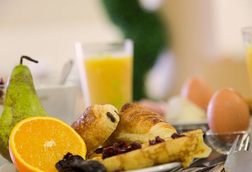 Отель The Originals City, Hôtel L  Acropole, Saintetienne Sud