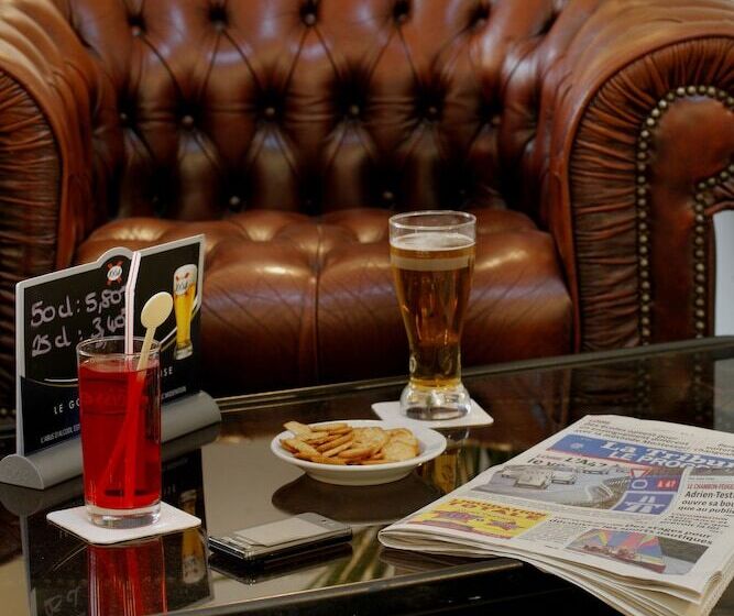 ホテル The Originals City, Hôtel L Acropole, Saintetienne Sud