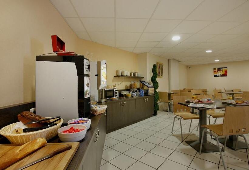 Отель The Originals City, Hôtel L  Acropole, Saintetienne Sud