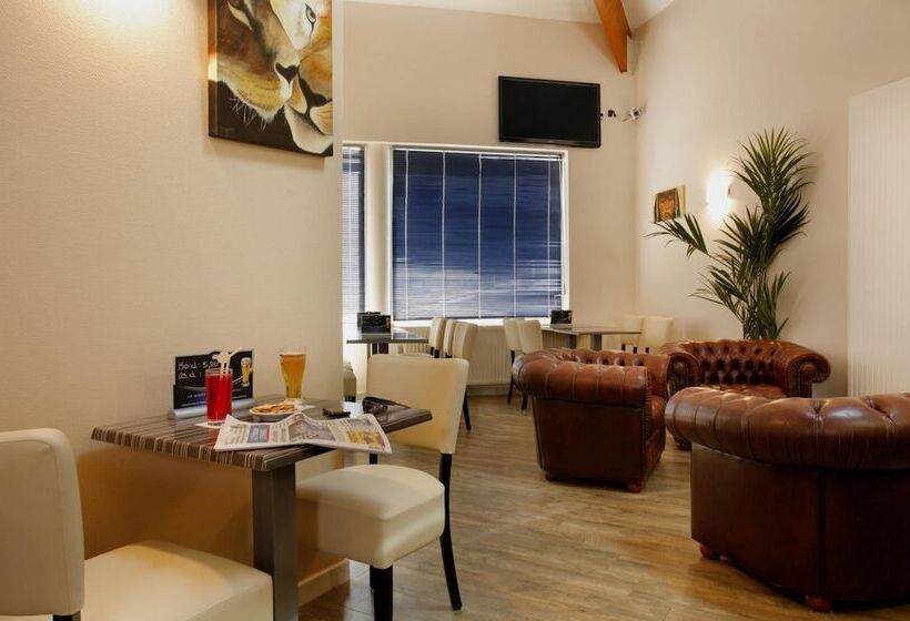 Отель The Originals City, Hôtel L  Acropole, Saintetienne Sud