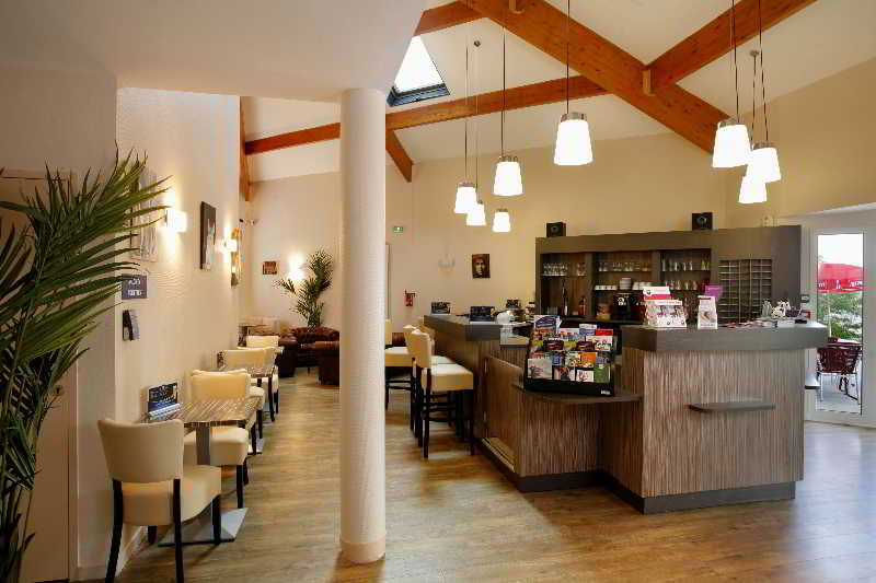 Отель The Originals City, Hôtel L  Acropole, Saintetienne Sud