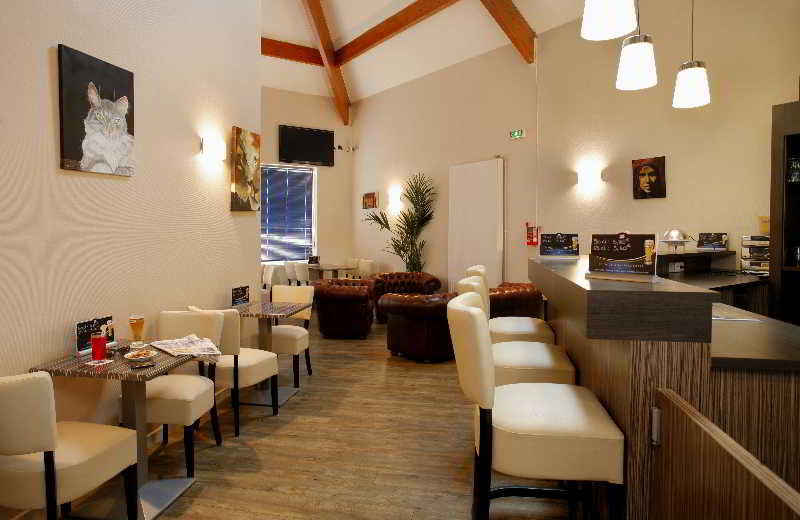 Отель The Originals City, Hôtel L  Acropole, Saintetienne Sud