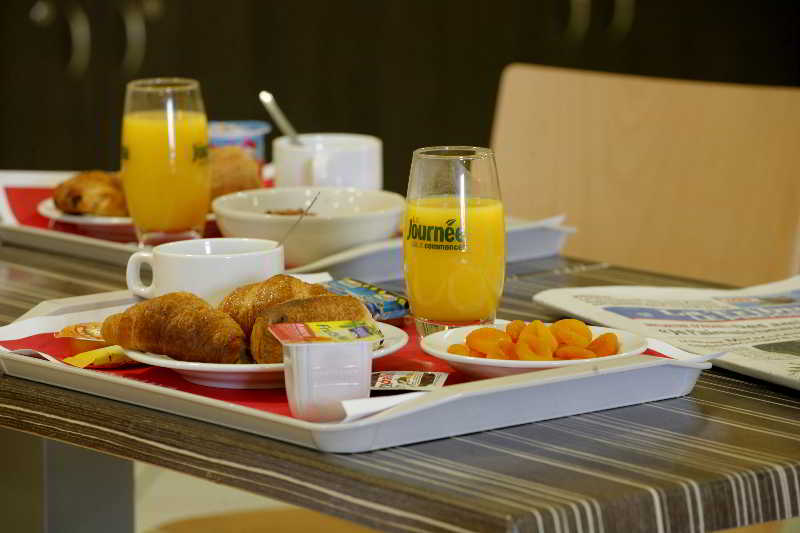 Отель The Originals City, Hôtel L  Acropole, Saintetienne Sud