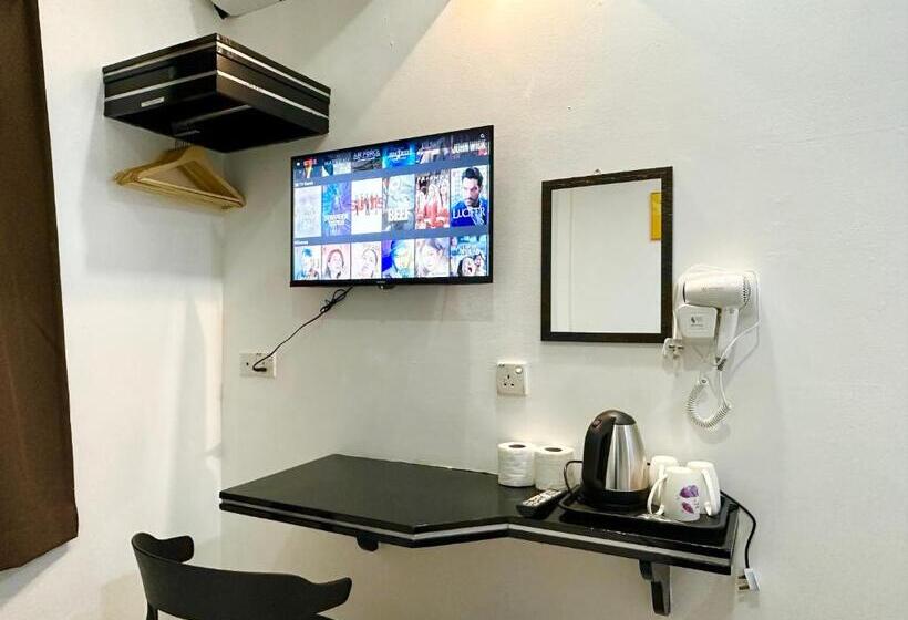 בית מלון כפרי Tourist City Centre By Hotspot Essential