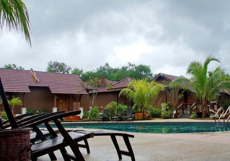 酒店 Ulek Beach Resort