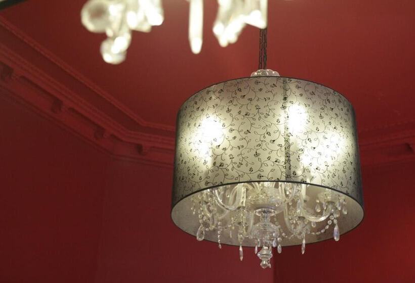 Отель Urban Style, Hôtel Le Cheval Noir, Saint étienne