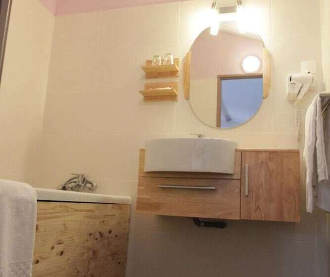 Отель Urban Style, Hôtel Le Cheval Noir, Saint étienne