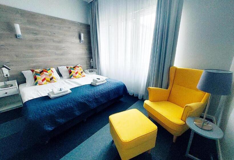 هتل Villa Flaming