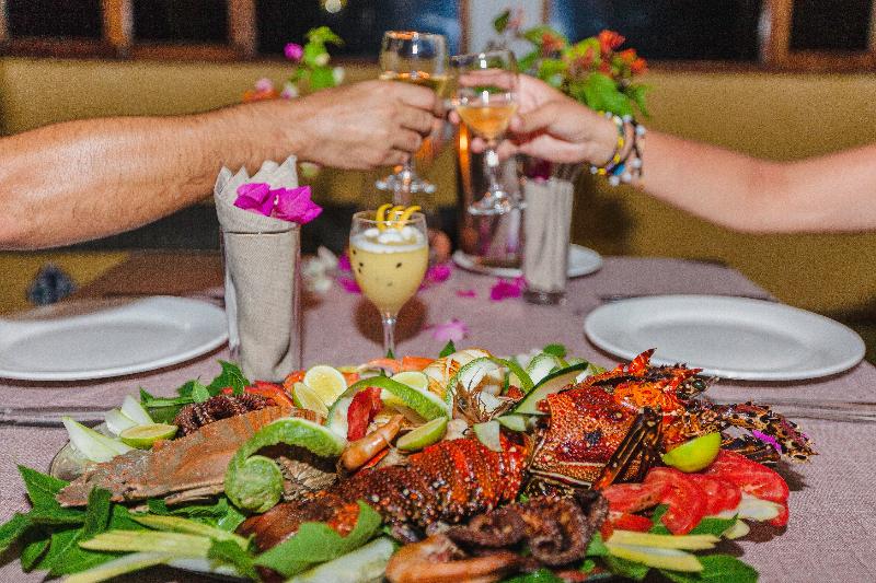 ホテル Waridi Beach Resort And Spa