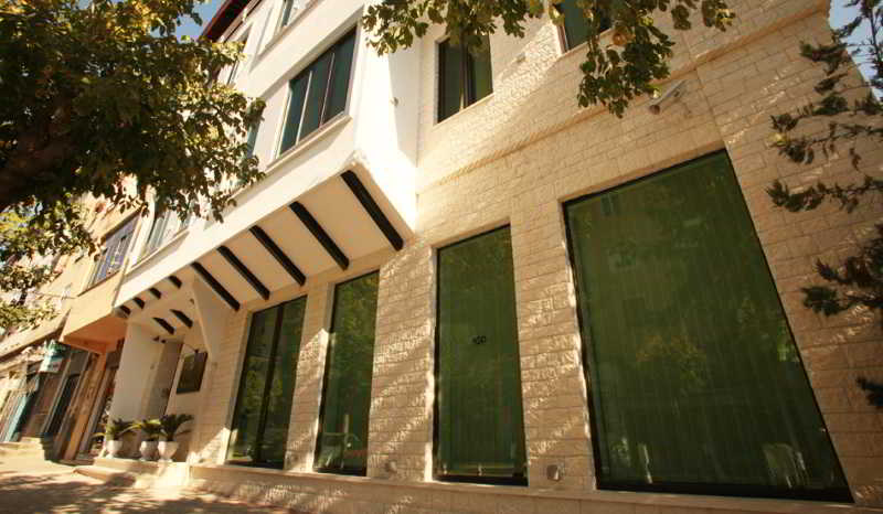 בית מלון כפרי & Restaurant White City