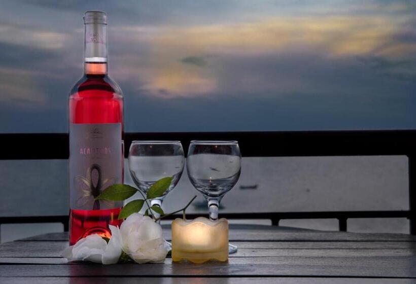 Maistrali Beach Studios