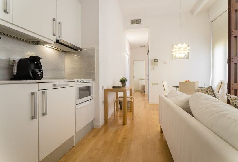 Marshall Apartments By Hoom