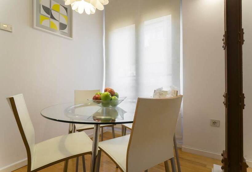 Marshall Apartments By Hoom