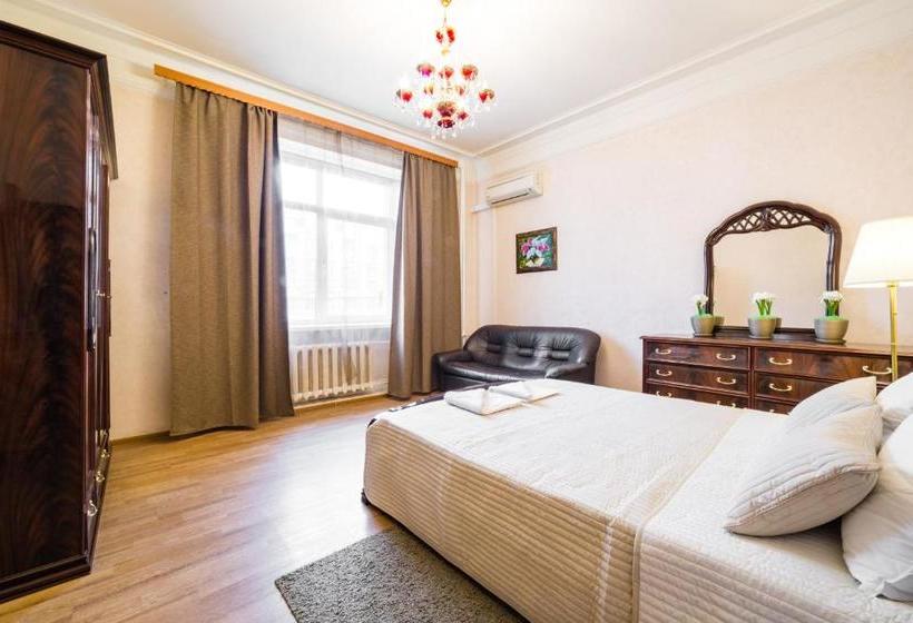 Ministry Suite Smolenskaya