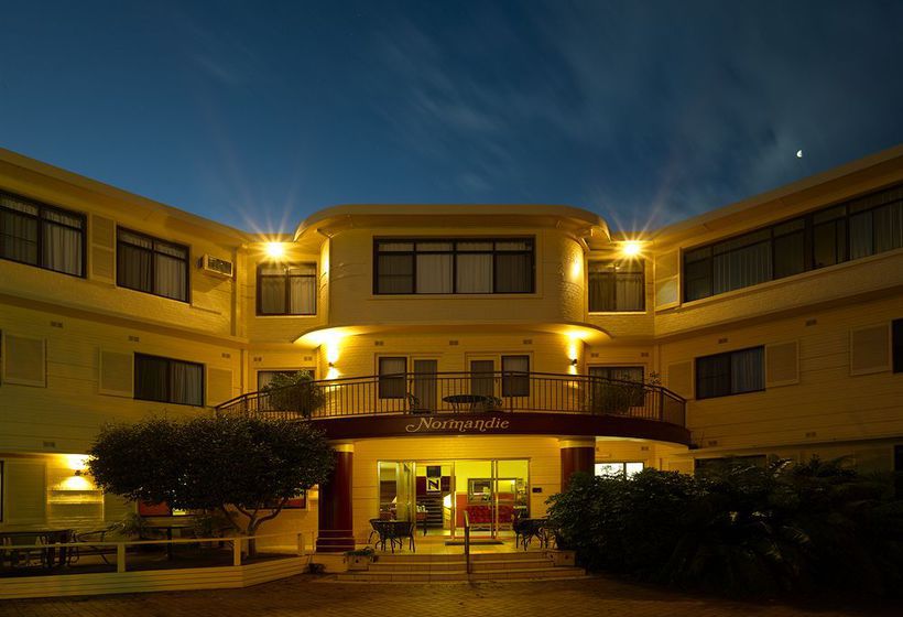 فندق على الطريق Normandie Inn & Function Centre