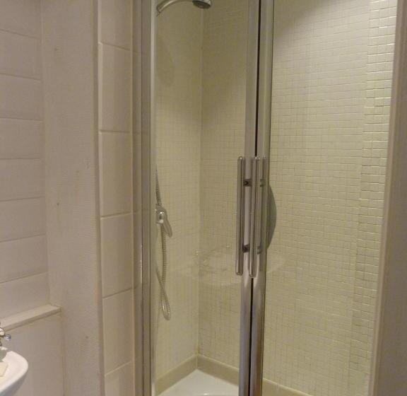 Пансион B&b Sparrow's Nest